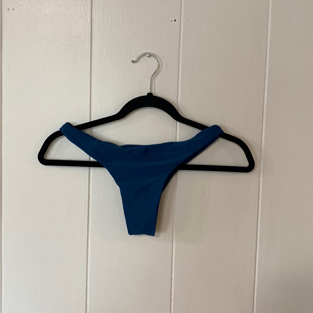 Mikoh bottom